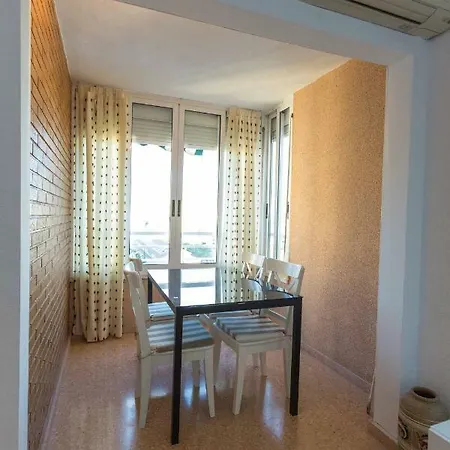 Apartamento Nations With Pool