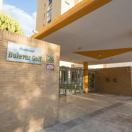 Apartamento Nations With Pool