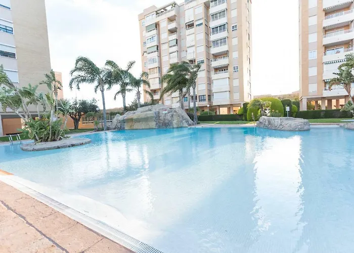 Nations With Pool 아파트 *